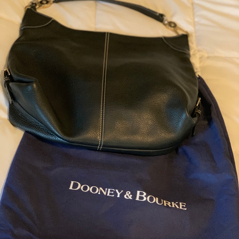 Dooney & Bourke
